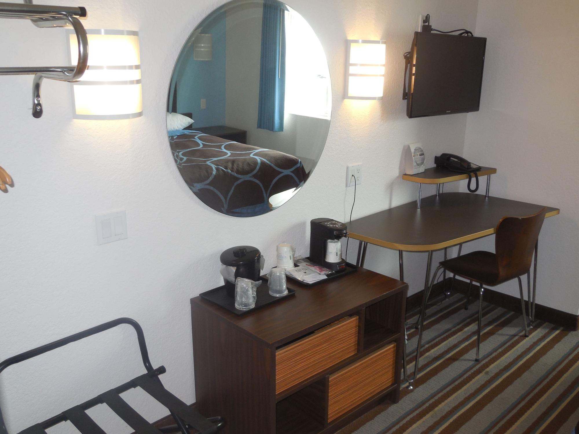 Super 8 By Wyndham Sault Ste. Marie Ξενοδοχείο Εξωτερικό φωτογραφία