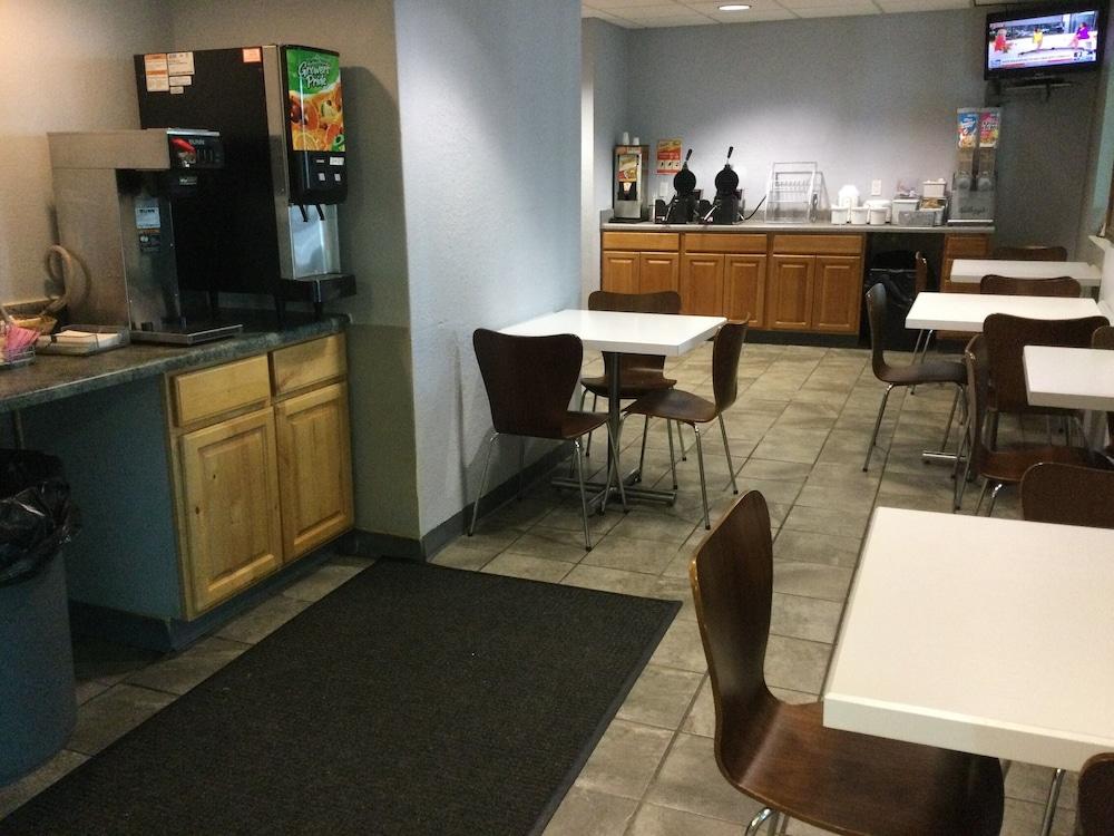 Super 8 By Wyndham Sault Ste. Marie Ξενοδοχείο Εξωτερικό φωτογραφία
