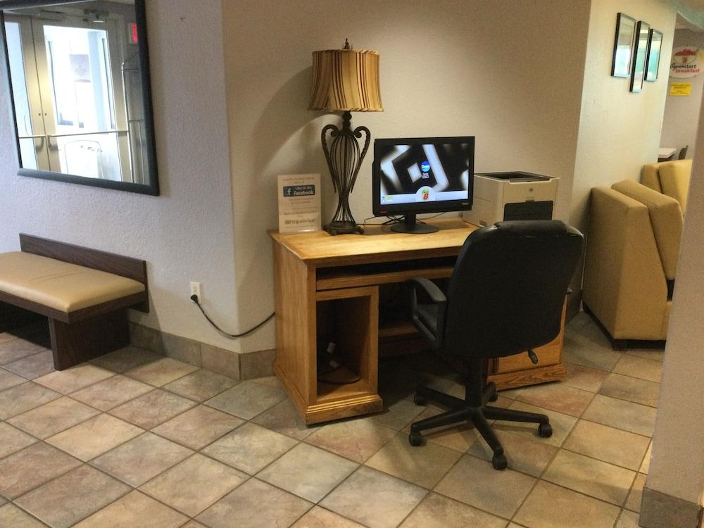 Super 8 By Wyndham Sault Ste. Marie Ξενοδοχείο Εξωτερικό φωτογραφία