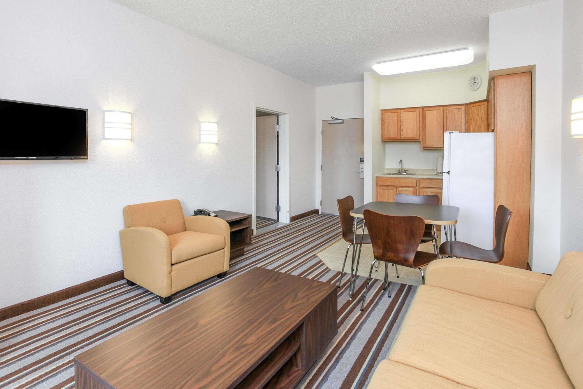 Super 8 By Wyndham Sault Ste. Marie Ξενοδοχείο Εξωτερικό φωτογραφία